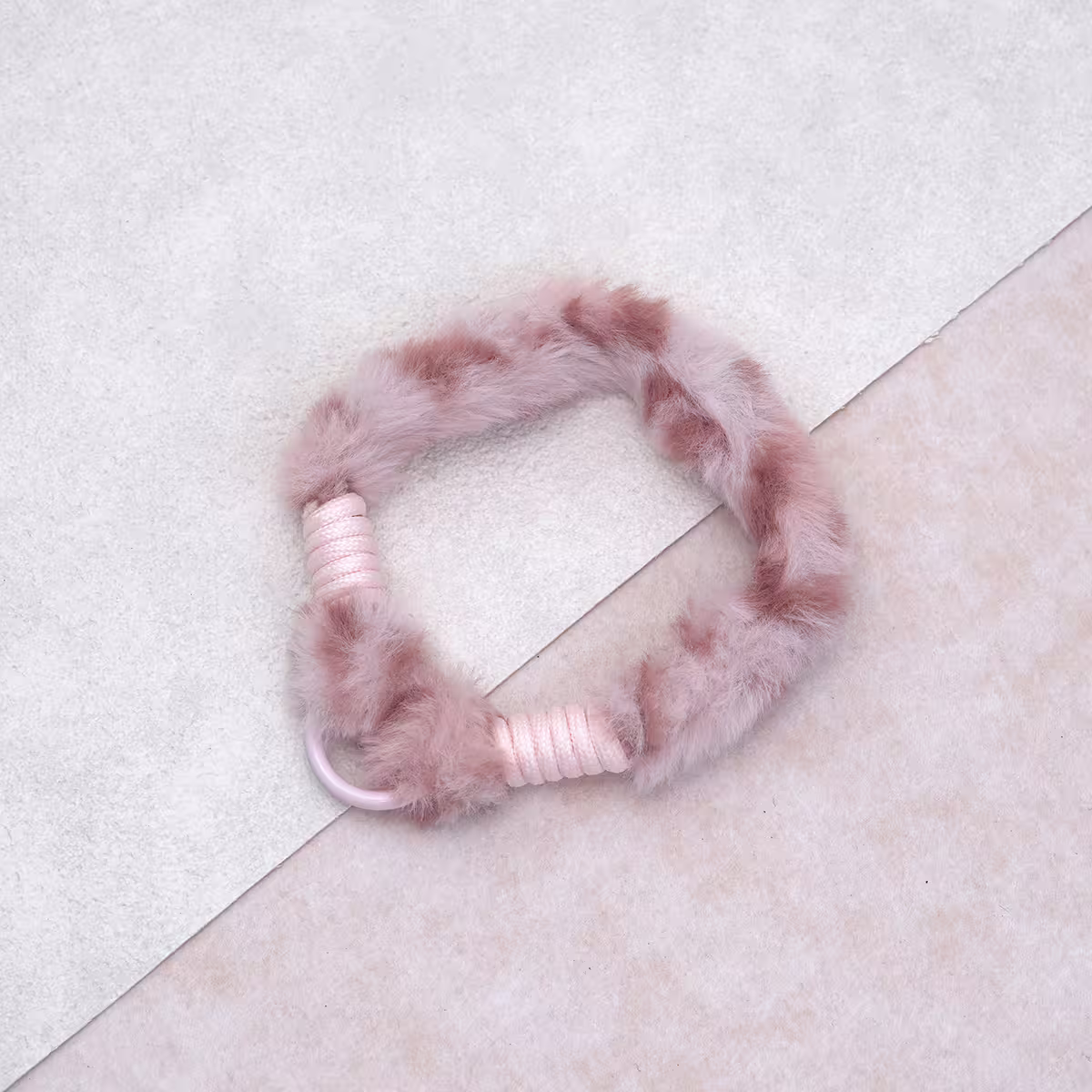 細款毛絨豹紋&times;手機腕帶掛繩&times;粉紅-第3張