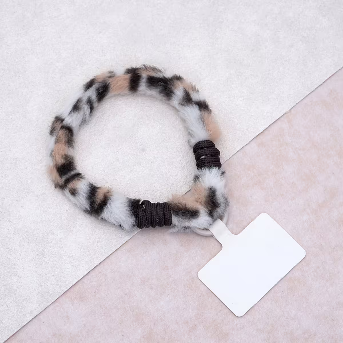 細款毛絨豹紋&times;手機腕帶掛繩&times;棕咖-第1張