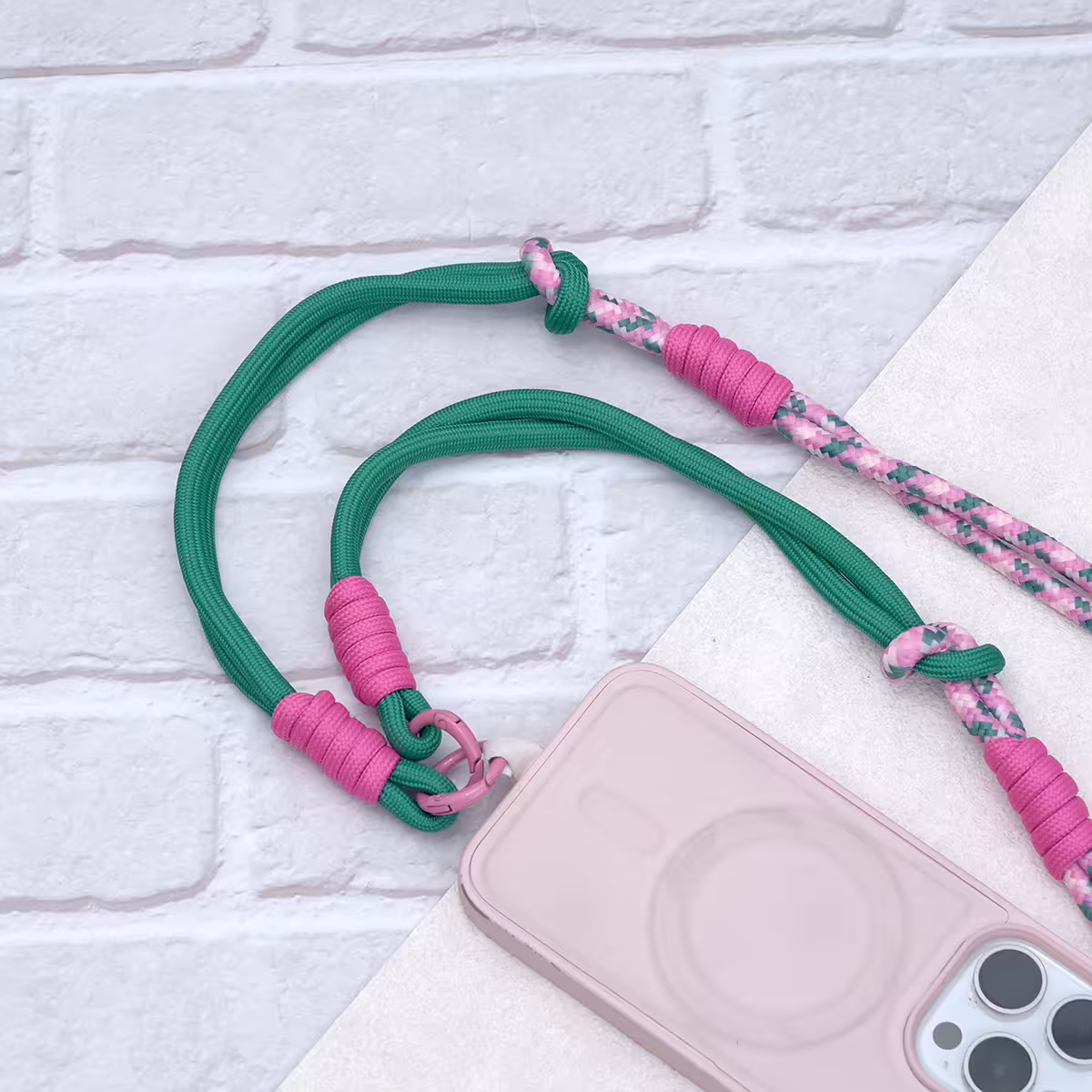 可延長運動風撞色&times;手機斜背&腕帶&times;兩用掛繩&times;綠粉紋理-第5張