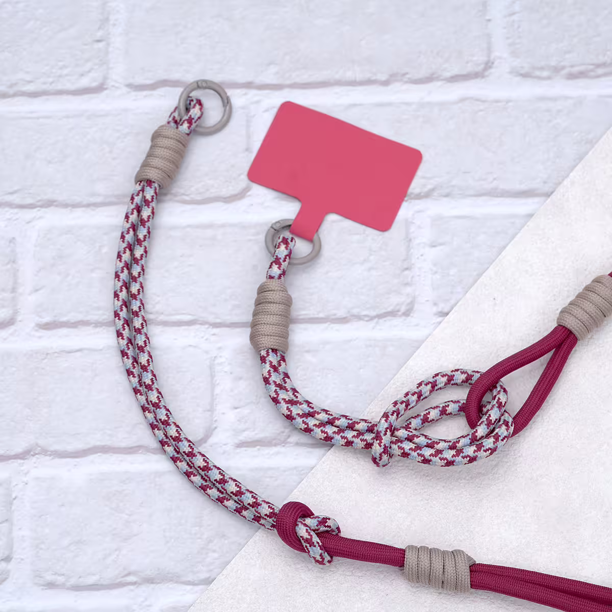 可延長運動風撞色&times;手機斜背&腕帶&times;兩用掛繩&times;紅藍紋理-第4張