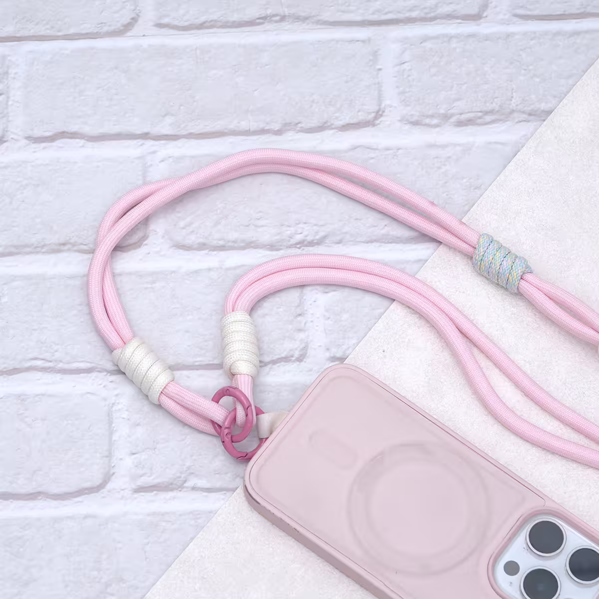 可延長運動風撞色&times;手機斜背&腕帶&times;兩用掛繩&times;粉白素色-第3張