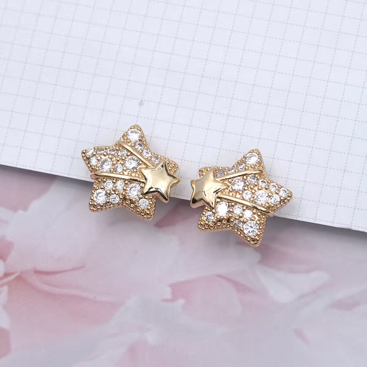 金色星星閃鑽&times;蚊香盤U型耳夾-第2張