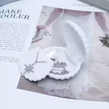 雪白貝殼×適用項鍊/手鍊/小耳釘×絨布盒