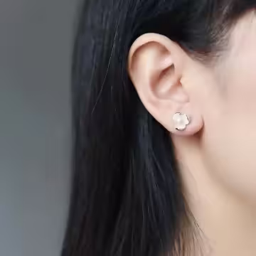 925銀針×花苞綻放珍珠×耳針