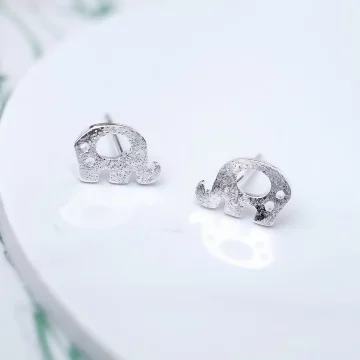 925銀針×鏤空小象×耳針.avif