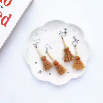 小魔女的掃把×吊墜耳勾