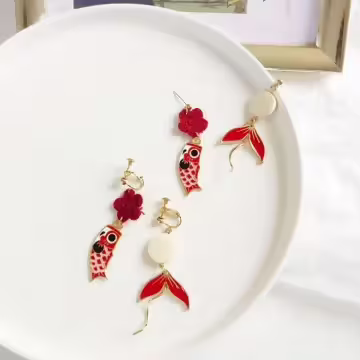 毛線小花紅鯉魚×不對稱吊墜耳環