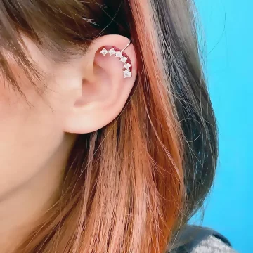 排鑽花絮×U型耳骨耳夾.avif