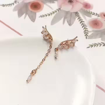 比翼連枝×不對稱吊墜耳環