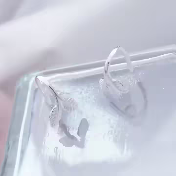 925銀針×嫩葉新芽×耳勾