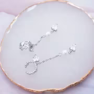 愛心環繞垂鑽&times;U型耳骨耳夾