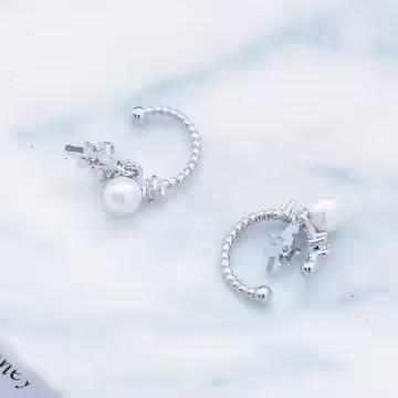 珍珠光芒×U型耳骨耳夾