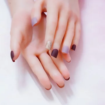 酒紅粉色金蔥霧面×穿戴式手指甲片×二十四入 .avif