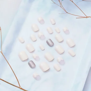 法式粉膚銀蔥亮面×穿戴式手指甲片×二十四入 .avif
