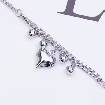 愛心垂墜圓珠&times;手鍊