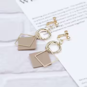 奶茶菱形金屬圓環×螺旋耳夾