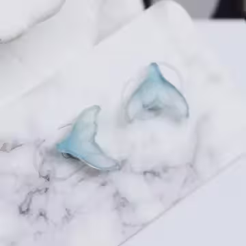 鯨魚擺尾×磁吸耳夾/裝飾小物