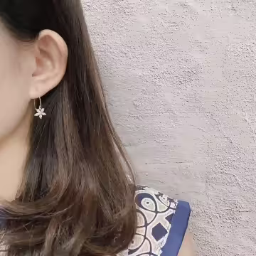 925銀針×鑲鑽五瓣花朵螺紋線勾×耳勾