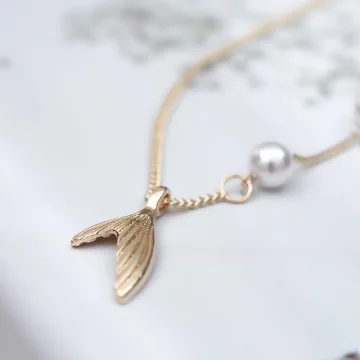 甜美魚尾半邊珍珠×項鍊.avif