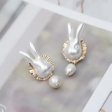 巴洛克珍珠小白兔×耳環.avif