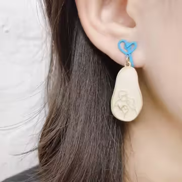 我的戀人撞色愛心&times;不對稱螺旋耳夾