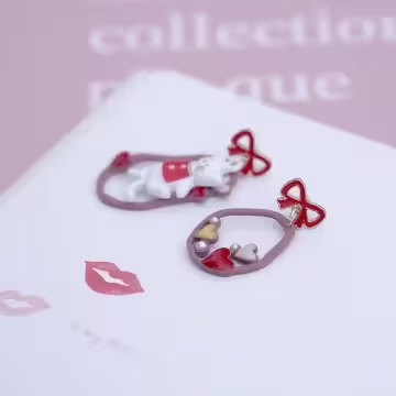 領結愛心小貓×不對稱吊墜耳環