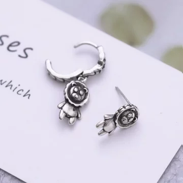 復古小獅子×不對稱耳環耳扣.avif
