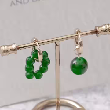 古典綠晶串珠×不對稱吊墜耳扣