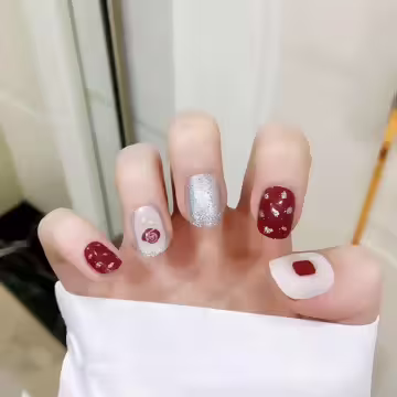 紅玫瑰愛心銀蔥亮面&times;穿戴式手指甲片&times;二十四入 