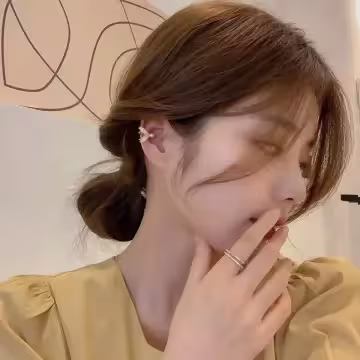 魚尾愛心晶鑽珍珠&times;U型耳骨夾