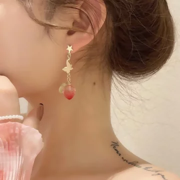晶透草莓蝴蝶×吊墜耳環.avif