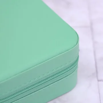 細紋皮革×拉鍊飾品盒×淺綠.avif