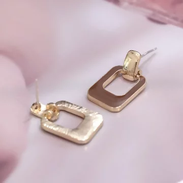 暖咖長方鏤空相扣×吊墜耳環.avif