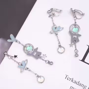 藍心小熊太空人&times;三角耳夾