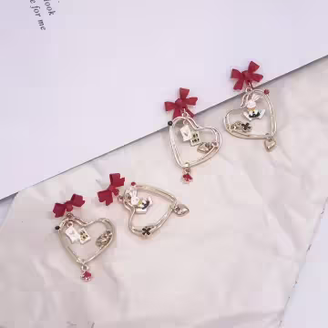 紅領結愛心撲克牌兔子×不對稱三角耳夾