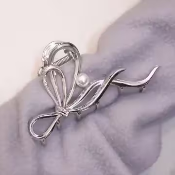 銀色領結珍珠×鯊魚夾