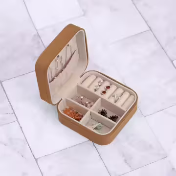 細紋皮革×拉鍊飾品盒×咖啡