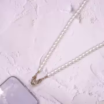 經典氣質珍珠×手機斜背雙勾掛繩