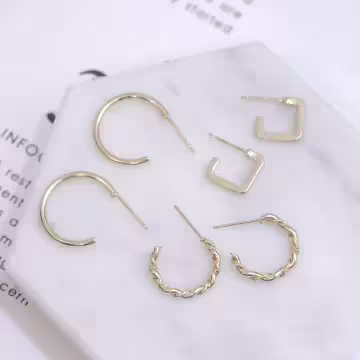 金色極簡C字×三套件耳環組
