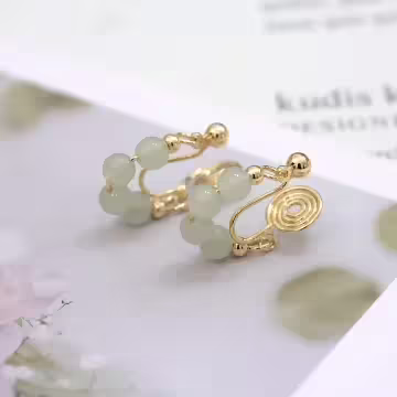 綠玉串珠×蚊香盤U型耳夾