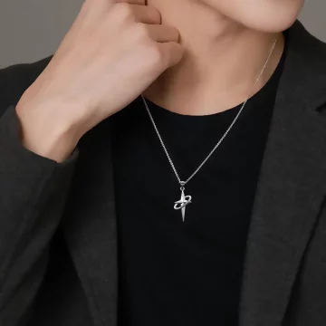 十字星環×中性長項鍊.avif