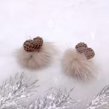 愛心深咖毛毛球×吊墜耳環