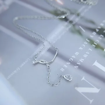 925銀飾×交織晶鑽垂墜水滴×鎖骨項鍊 .avif