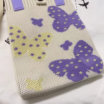 紫蝶蝴飛×針織×斜背包.avif