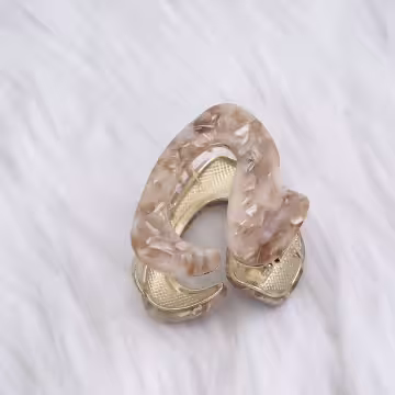 金屬流光×鯊魚夾×棕咖