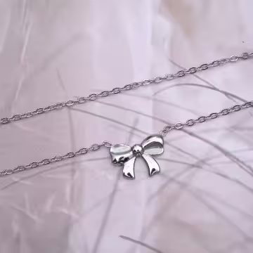 316鋼飾×禮物蝴蝶結×鎖骨項鍊×銀色