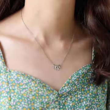 316鋼飾×禮物蝴蝶結×鎖骨項鍊×金色