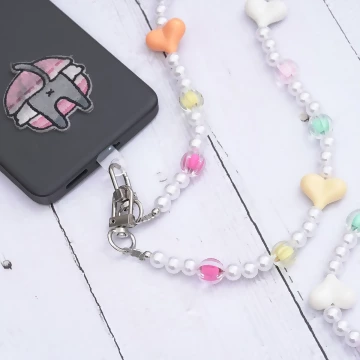 彩色愛心×白色珍珠×手機斜背雙勾掛繩.avif