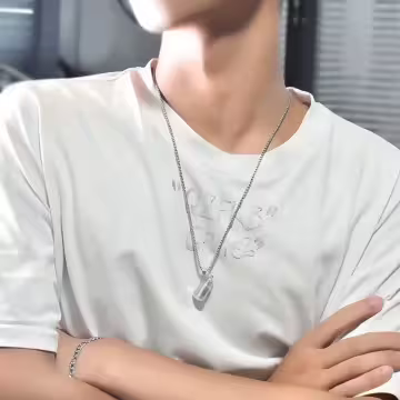 北鼻奶瓶×長項鍊