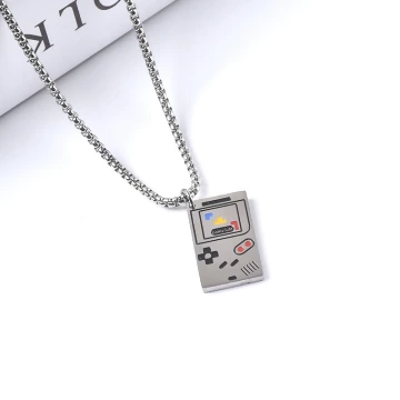 電動遊戲機×長項鍊.avif
